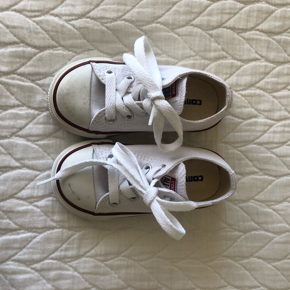Kids Converse size 6